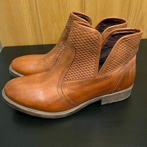 Roan Women’s Gossip Leather Boot